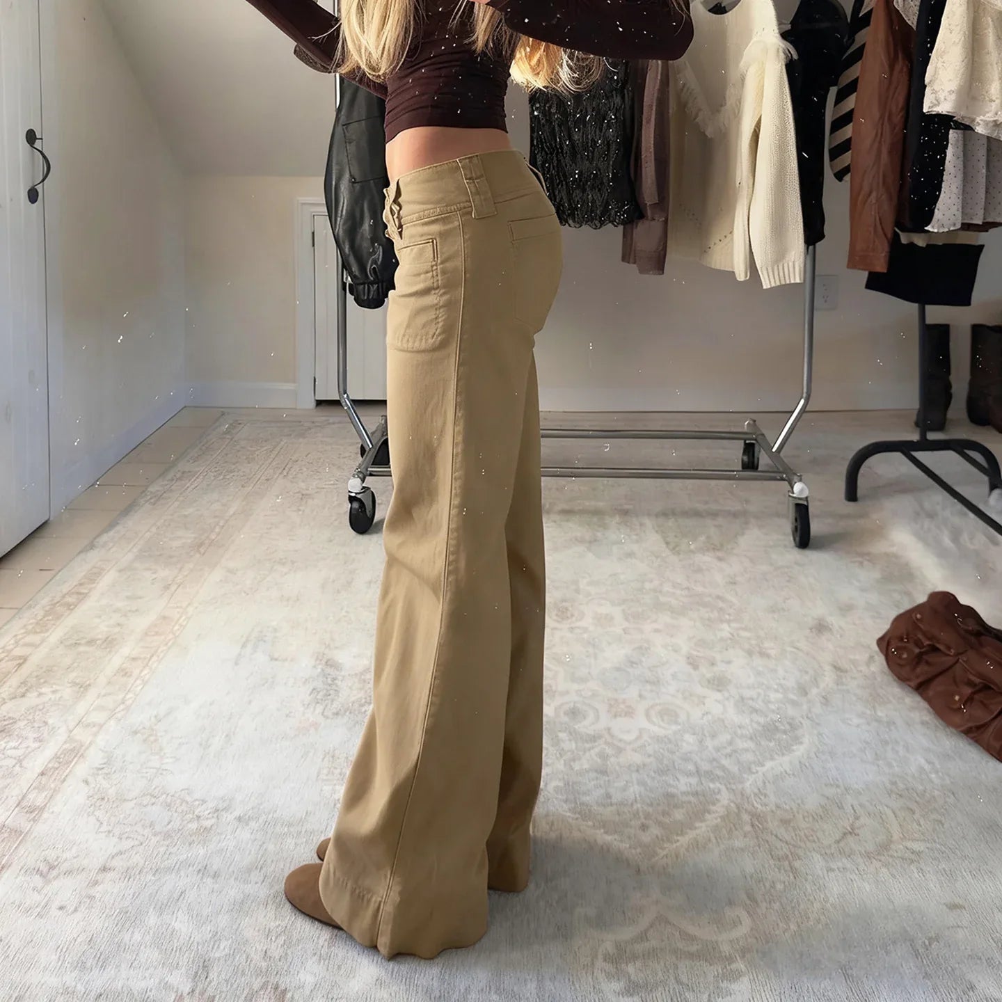 Vaqueros rectos de cintura baja y color liso para mujer